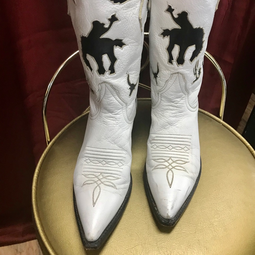 Dingo Boots